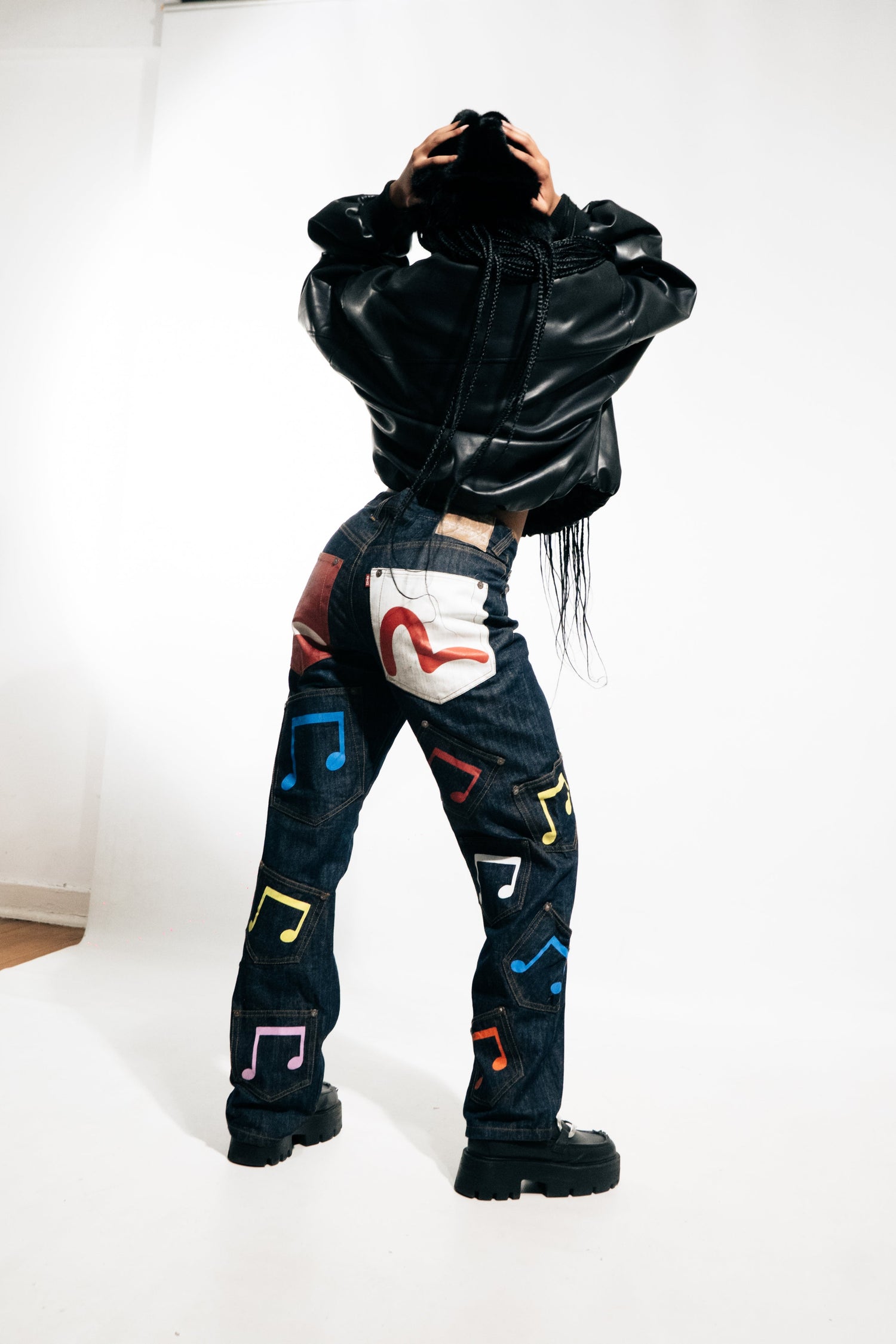 DENIM & JEANS